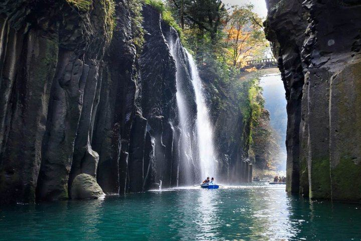 Takachiho Gorge, Takachiho Railway & Amano Iwato Shrine Day Tour