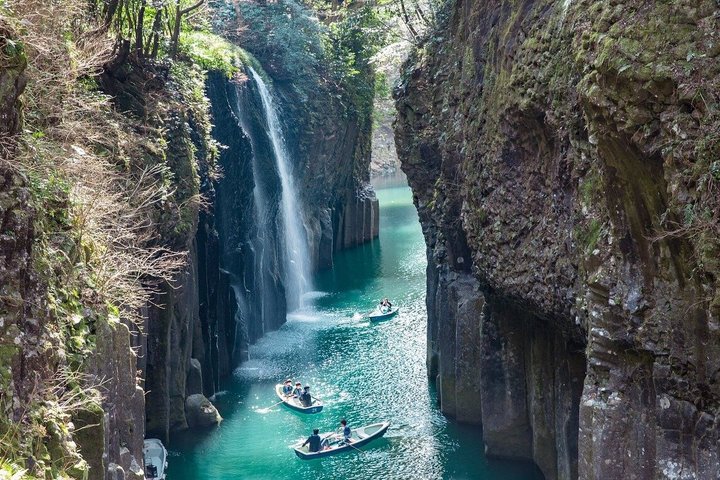 Takachiho Gorge, Takachiho Railway & Amano Iwato Shrine Day Tour