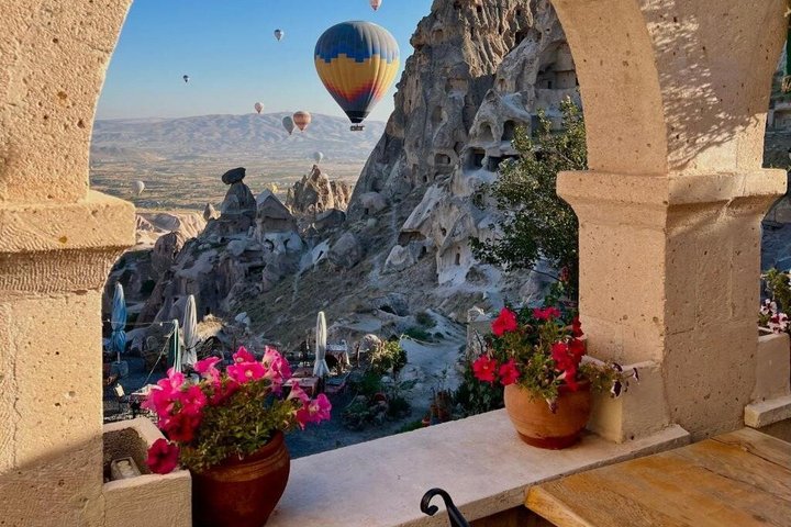 Capadocia Magics : Tour de 3 días que incluye paseo en camello y en globo