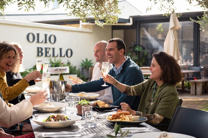 Jóias escondidas do rio Margaret: vinho, almoço Italiano e alimentação emu