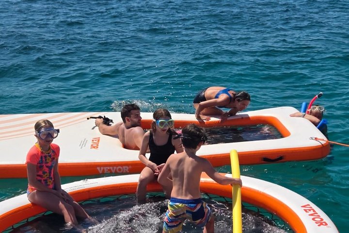 "KOKORUGA" Tour Privado en Barco con Comida,Bebida Libre,snórquel