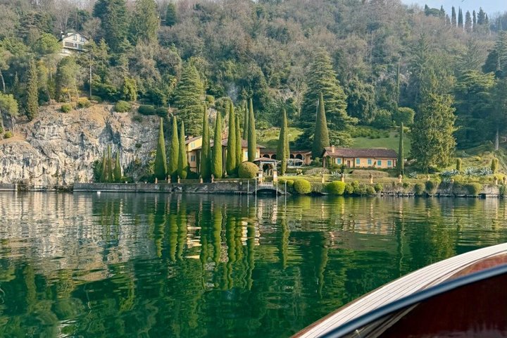 Private Comer See-Tour auf einem klassischen Holzboot