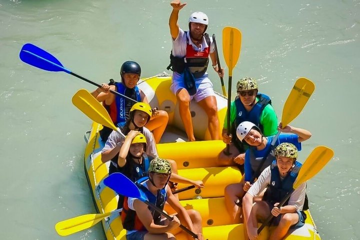 Vjosa Rafting Getaway : Forsränningstur i Vjosa River, Permet