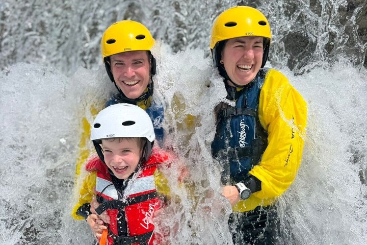Vjosa Rafting Getaway : Forsränningstur i Vjosa River, Permet