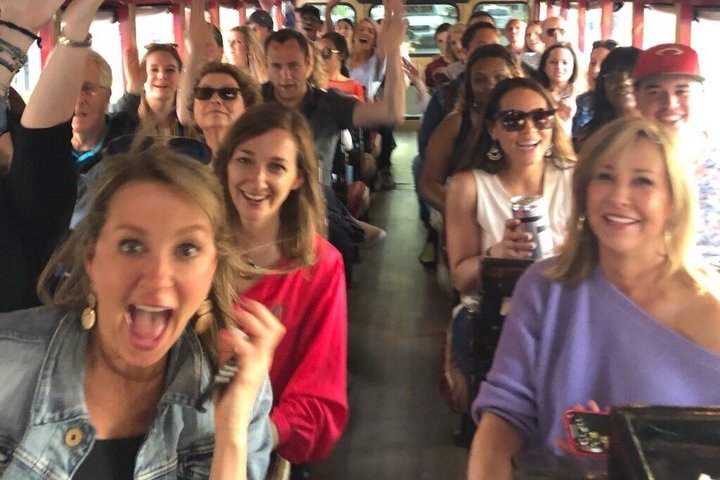 Hoteller i nærheten av Historical Comedy City Bus Tour