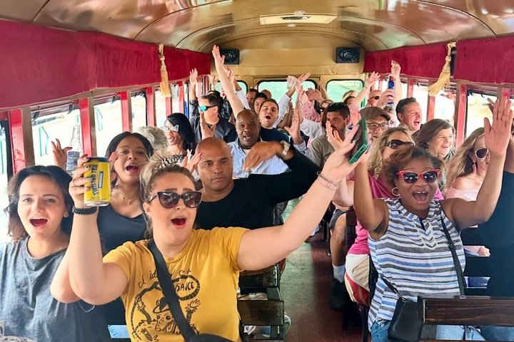 Hoteller i nærheten av Historical Comedy City Bus Tour