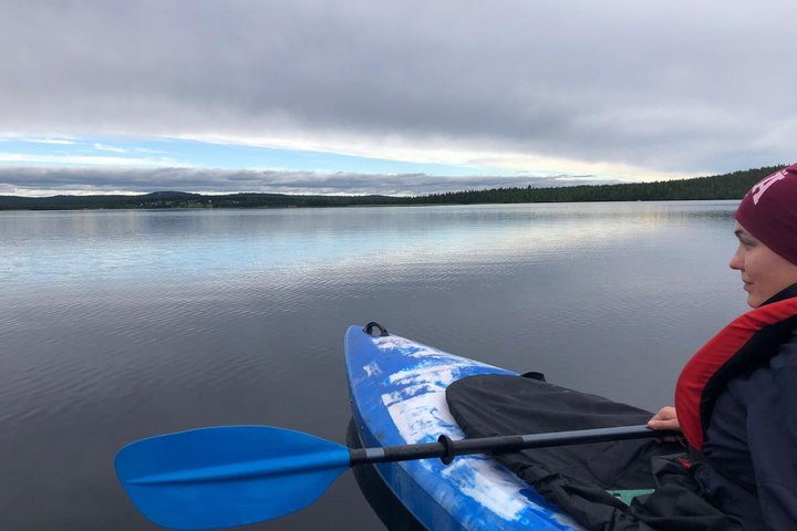 Paddla din väg – paddla kanot, SUP eller kajak på Pyhäjärvi