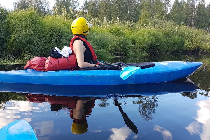 Paddla din väg – paddla kanot, SUP eller kajak på Pyhäjärvi