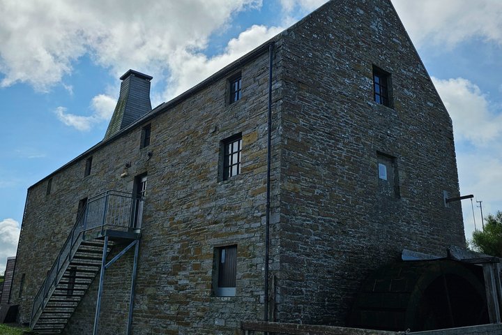 Excursões em torno dos locais neolíticos de Orkney (Guia do meu carro)