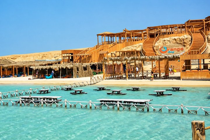 Hurghada: VIP Seafood Yacht till 3 öar, delfiner och snorkling