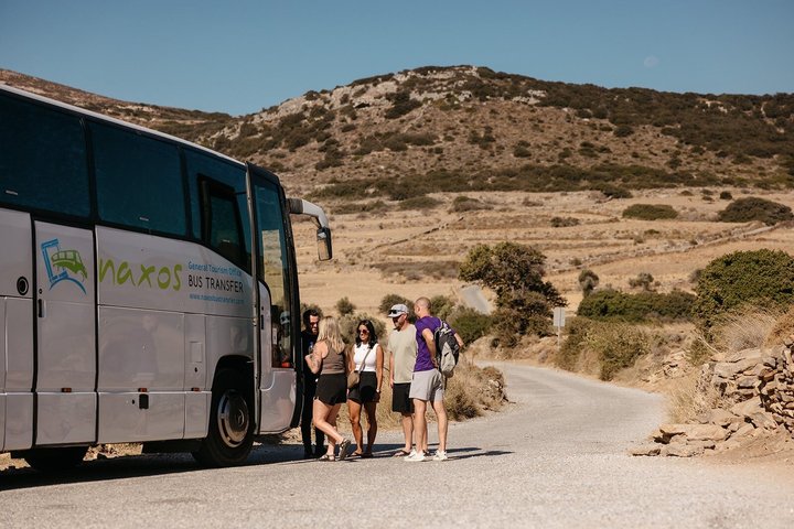 Naxos: Höhepunkte-Bustour mit freier Zeit zum Mittagessen in Apeiranthos