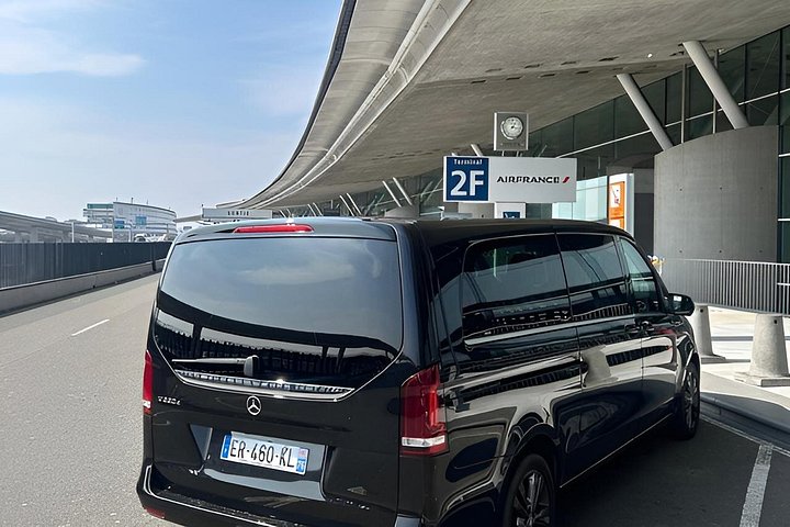 Da Deauville a Parigi: Trasferimento privato – Porta a porta