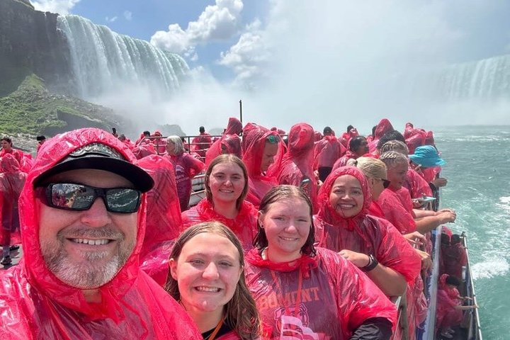 Cataratas del Niágara, Canadá : Paseo en barco, Viaje detrás de las cataratas