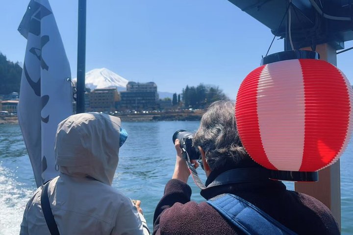 Tour privato delle attrazioni di Osaka con Guida e veicolo di lusso