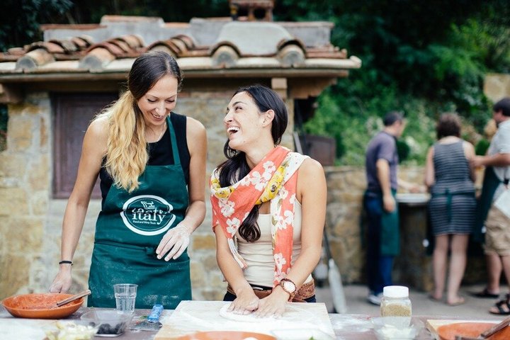 Aula de Pizza ou Massa com Sorvete em uma Fazenda Toscana em Florença