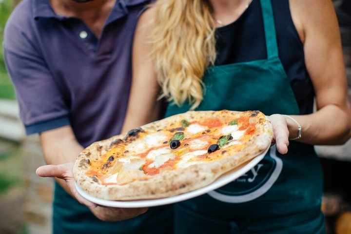 Aula de Pizza ou Massa com Sorvete em uma Fazenda Toscana em Florença