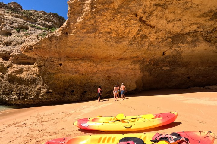 Tour in kayak a Benagil: avventura tra le grotte marine