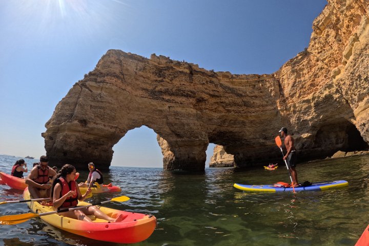 Tour in kayak a Benagil: avventura tra le grotte marine