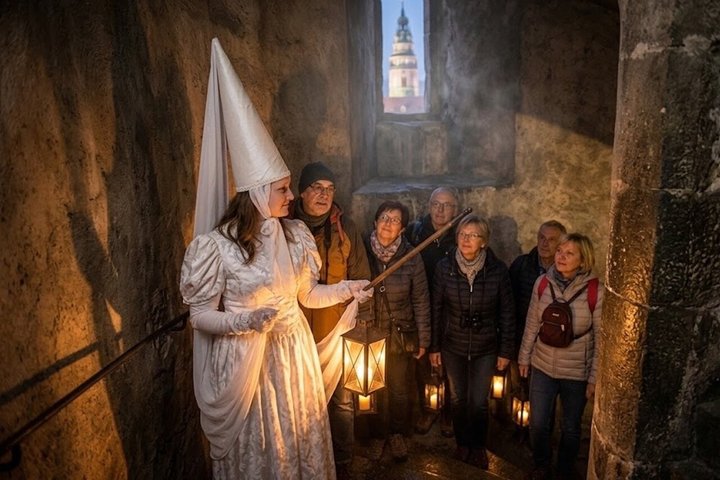 Tour nocturno de Krumlov : Paseo nocturno de la Dama Blanca