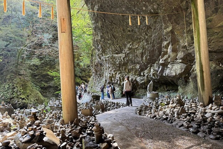 Dagstur til Miyazaki Takachiho Gorge & Shrine afgår fra Fukuoka