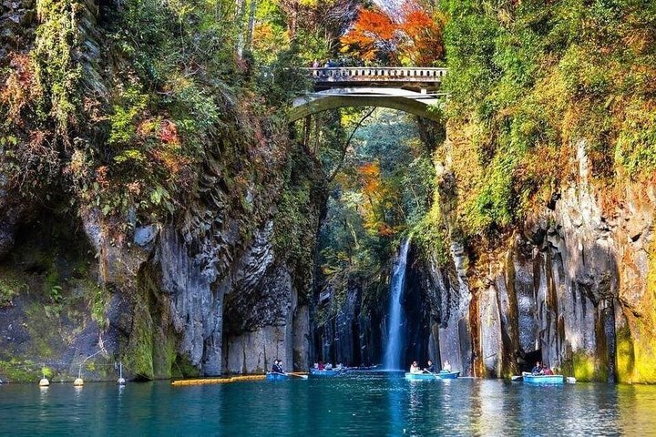 Dagstur til Miyazaki Takachiho Gorge & Shrine afgår fra Fukuoka
