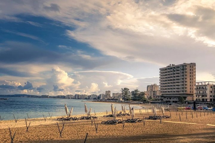 Mr John Personlig erfarenhet - Varosha Ghost Town Famagusta Tour
