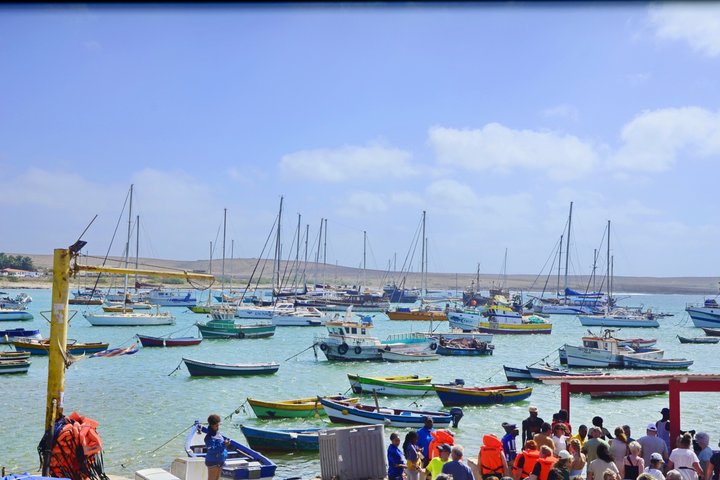 Isla Sal Aventura de día completo: Bahía Shark, Ojo azul, Lago Salado.