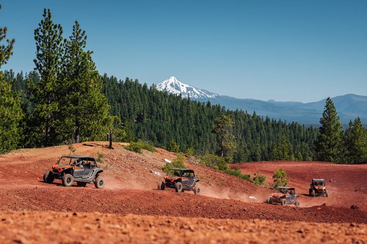 Excursão panorâmica de quadriciclo em cascatas altas de 2 horas em Bend Oregon