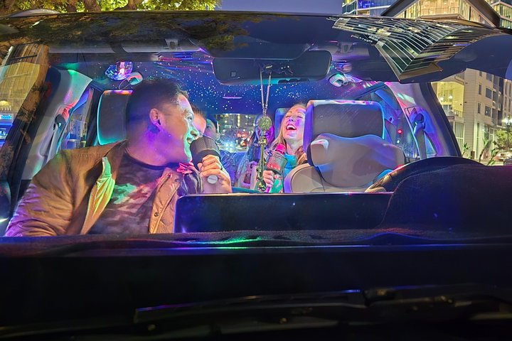 Restauranter i nærheten av San Diego Karaoke Party Ride Private Karaoke