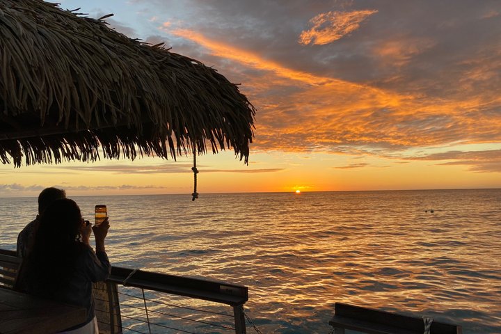St Croix Tiki Tours Esperienza in barca a Tiki di Frederiksted