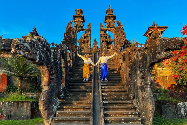 Tour por Bali Oriental: Templo Madre, Penglipuran y Tukad Cepung