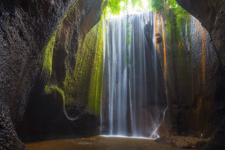 Tour por Bali Oriental: Templo Madre, Penglipuran y Tukad Cepung