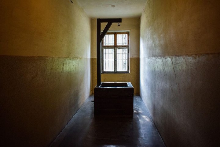 Oswiecim : Reserva de entrada en Auschwitz & Audio Tour autoguiado