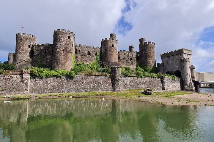 Conwy Town & Castle exterieur open groepstour met officiële gids