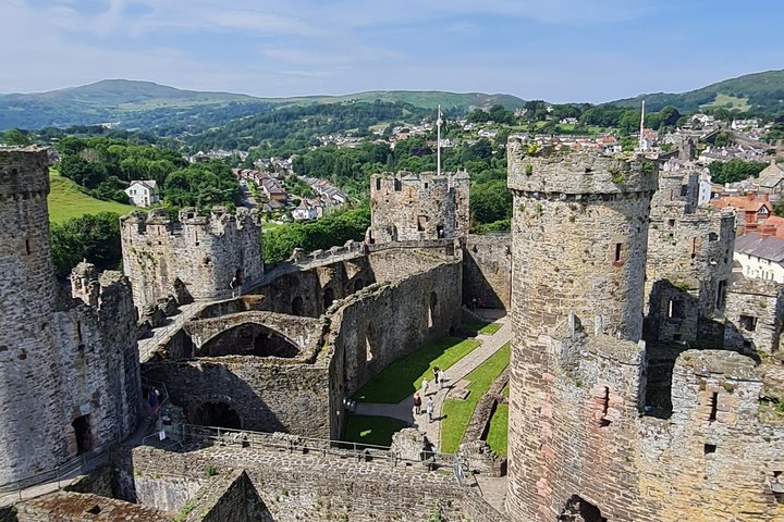 Open groepsrondleiding door Conwy Castle met een officiële gids