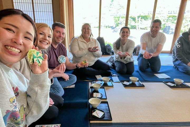 Himeji Castle Easy Bike Tour : Samurai Geschichte, Garten & Matcha