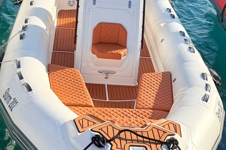 Hoteller i nærheden af Dolphin House by Private Speed Boat