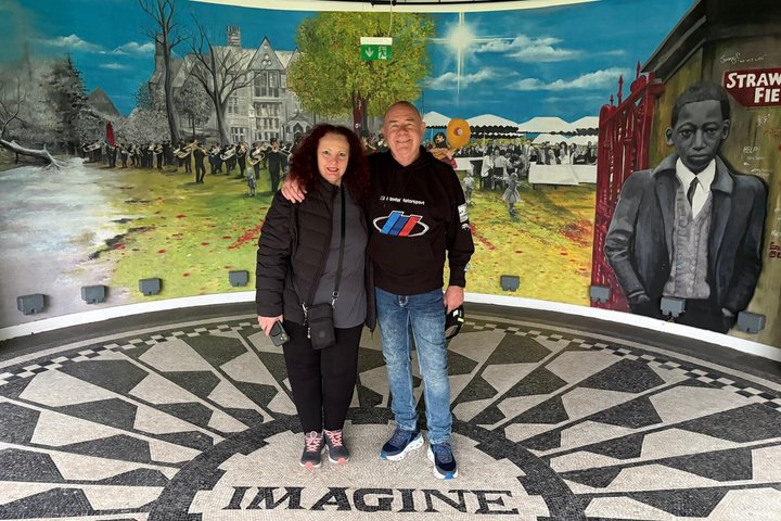Tour privado en taxi por Liverpool Beatles + final de cueva