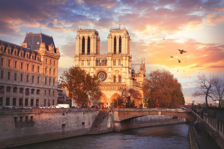 Excursión de un día a París con conductor privado desde Le Havre | Guía opcional