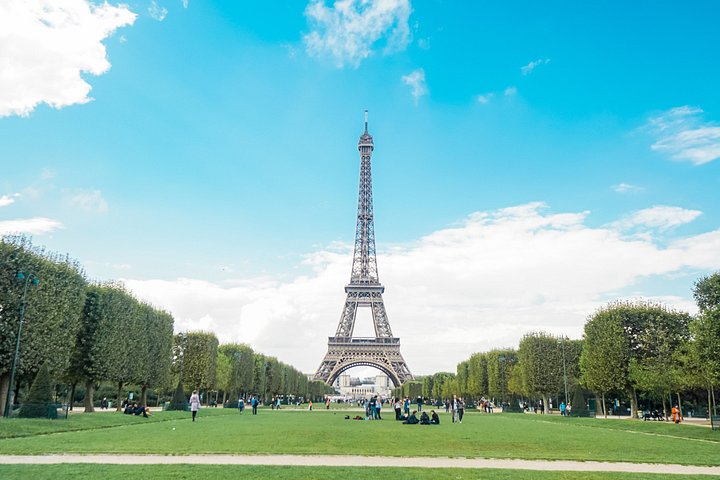 Excursión de un día a París con conductor privado desde Le Havre | Guía opcional