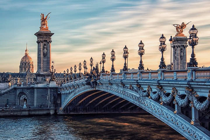 Excursión de un día a París con conductor privado desde Le Havre | Guía opcional