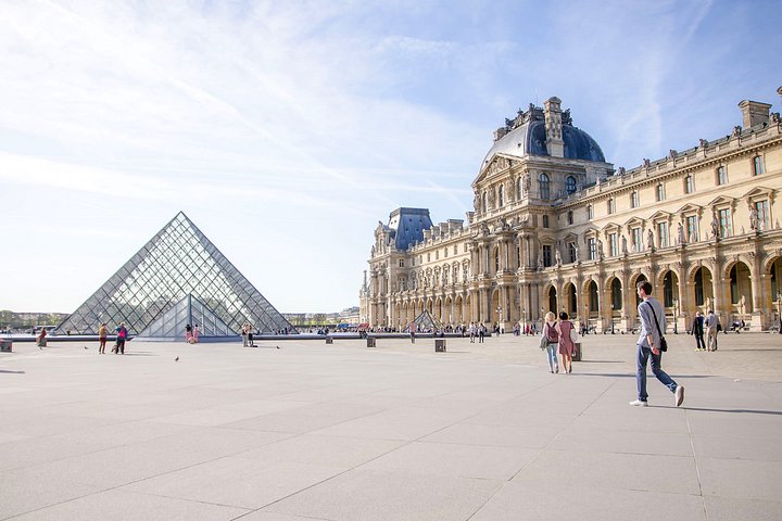 Excursión de un día a París con conductor privado desde Le Havre | Guía opcional
