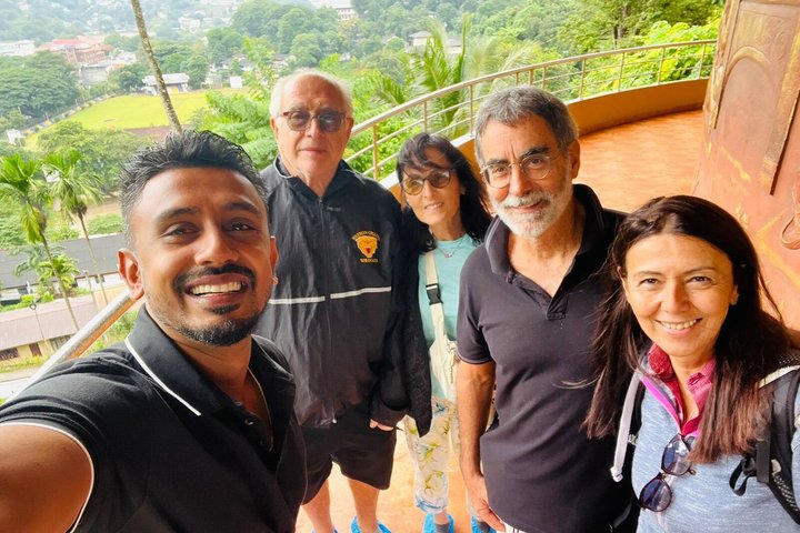 Viaje de Kandy a Ella en coche con viaje panorámico en tren desde Ambewela