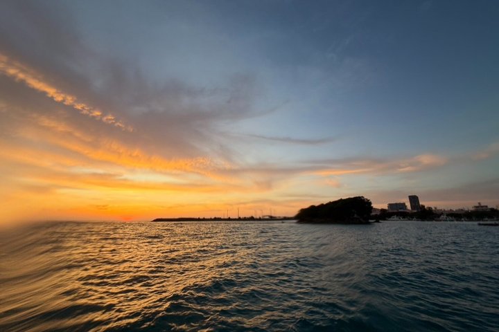 Okinawa Seaside Bike Tour a Chatan Pick-up disponibile
