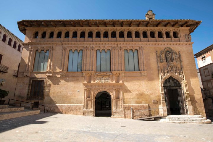 De volledige Xátiva-tour, inclusief het kasteel en museum van Valencia.