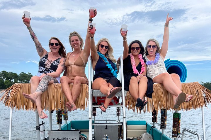 Croisières privées de 2 heures en bateau Tiki à Virginia Beach