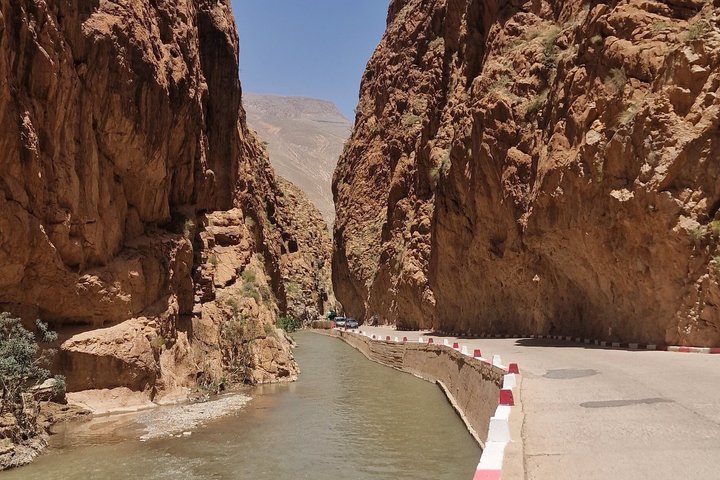 Privat udflugt fra Ouarzazate til Gorges Dades, Valley of Roses og Skoura