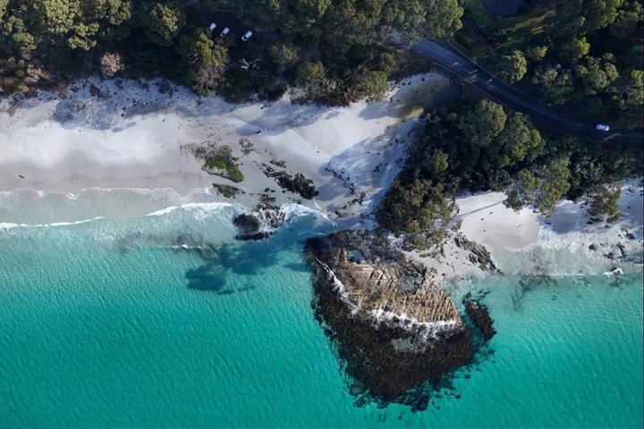 Bruny Island & The Margate Train : Food, Wildlife & Coastal View