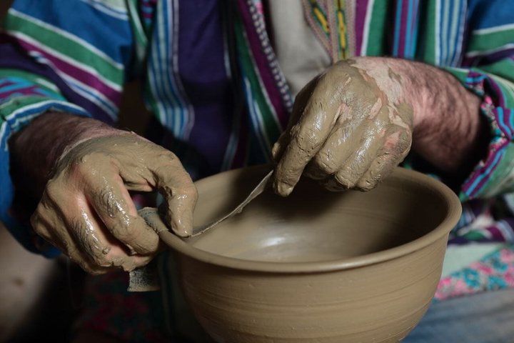 Traslado privado Bujará-Samarcanda a través del Museo de Cerámica de Gijduvan