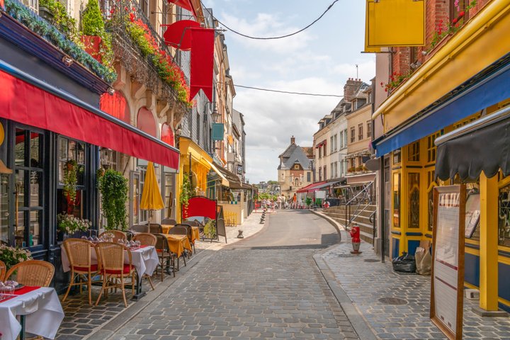 Etretat & Honfleur da Deauville | Tour privato | Guida facoltativa